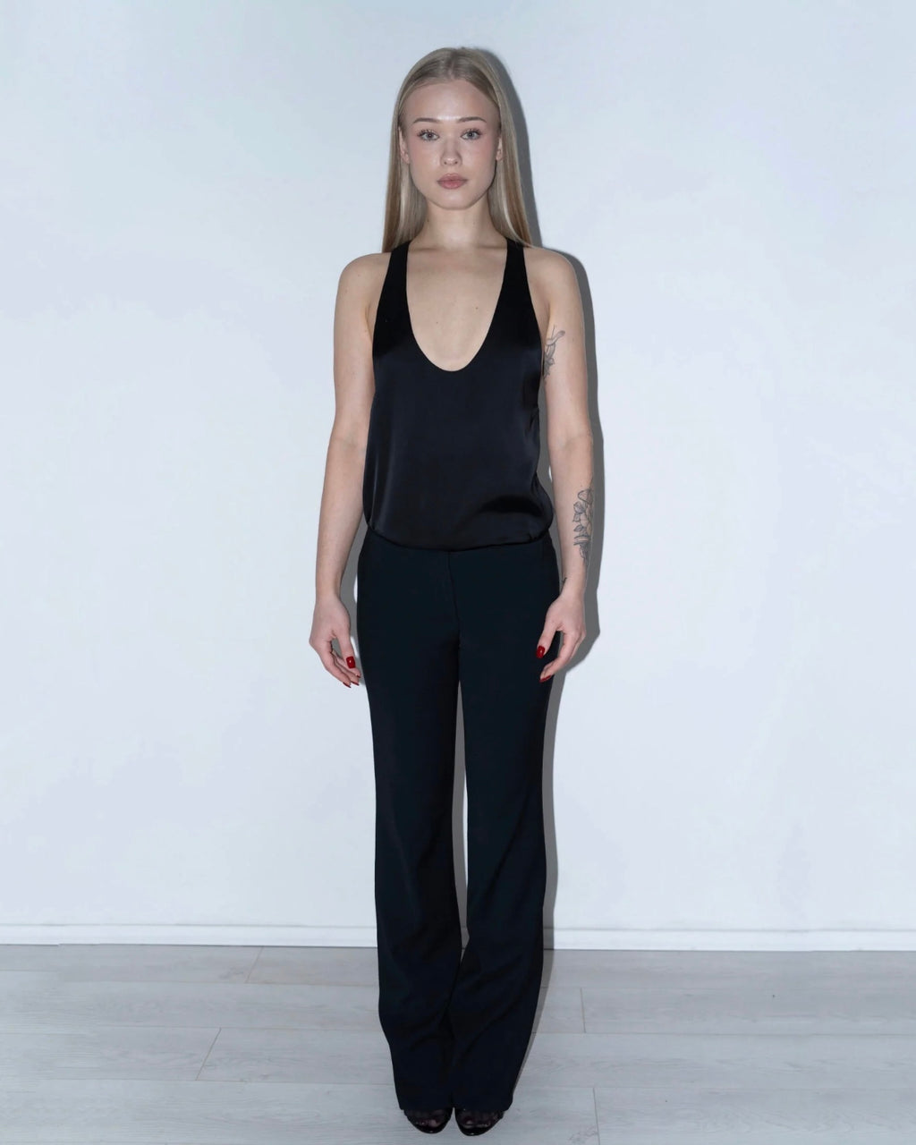 LIMITED EDITION The Casual Deep Cut Viscose Top