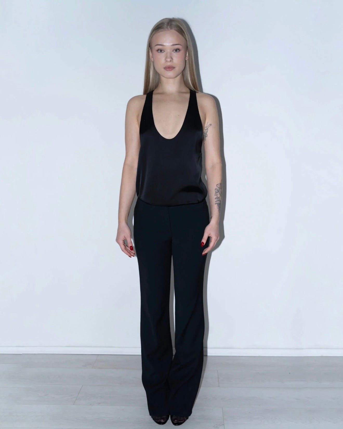 LIMITED EDITION The Casual Deep Cut Viscose Top