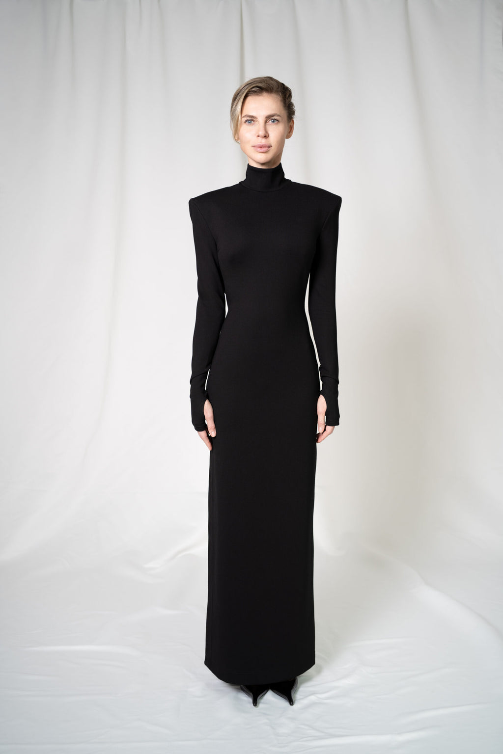 Open Back Heart Maxi dress in Black