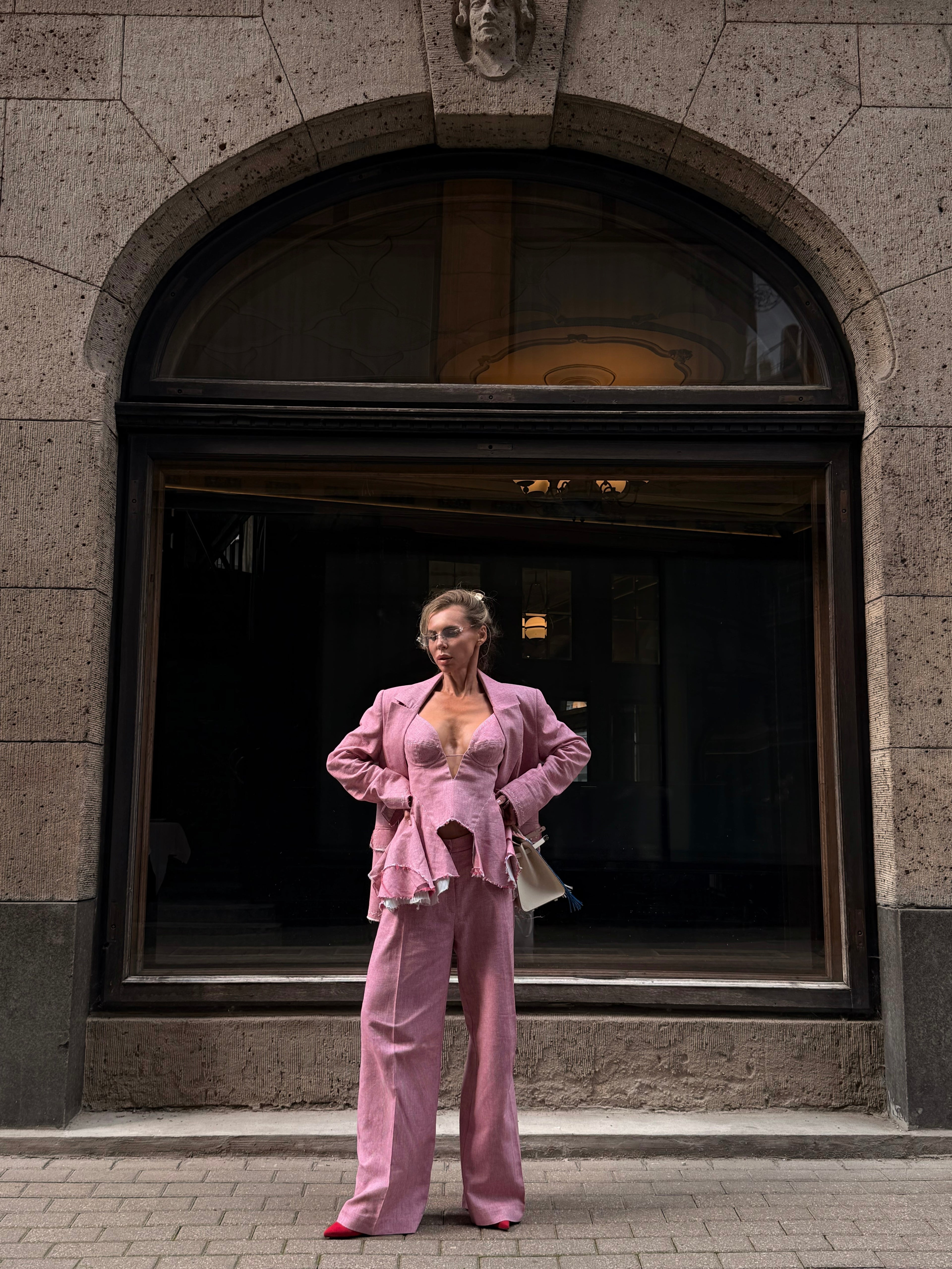 Limited Edition The Raw-Edge Linen Sculptor Blazer in Pink